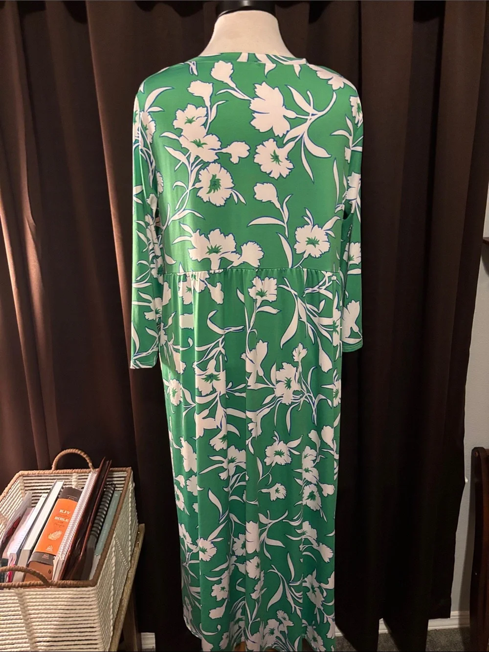 Celeste Green Maxi Dress with White Floral Print - Picture 2 of 5